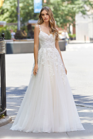 Julianne 4106
